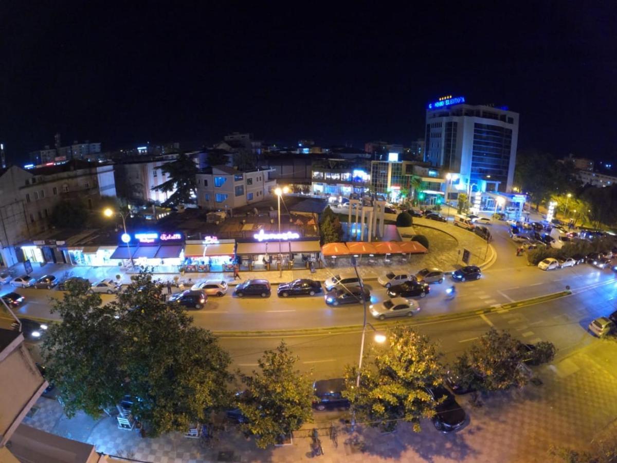 Hostel Central Shkoder Exterior photo